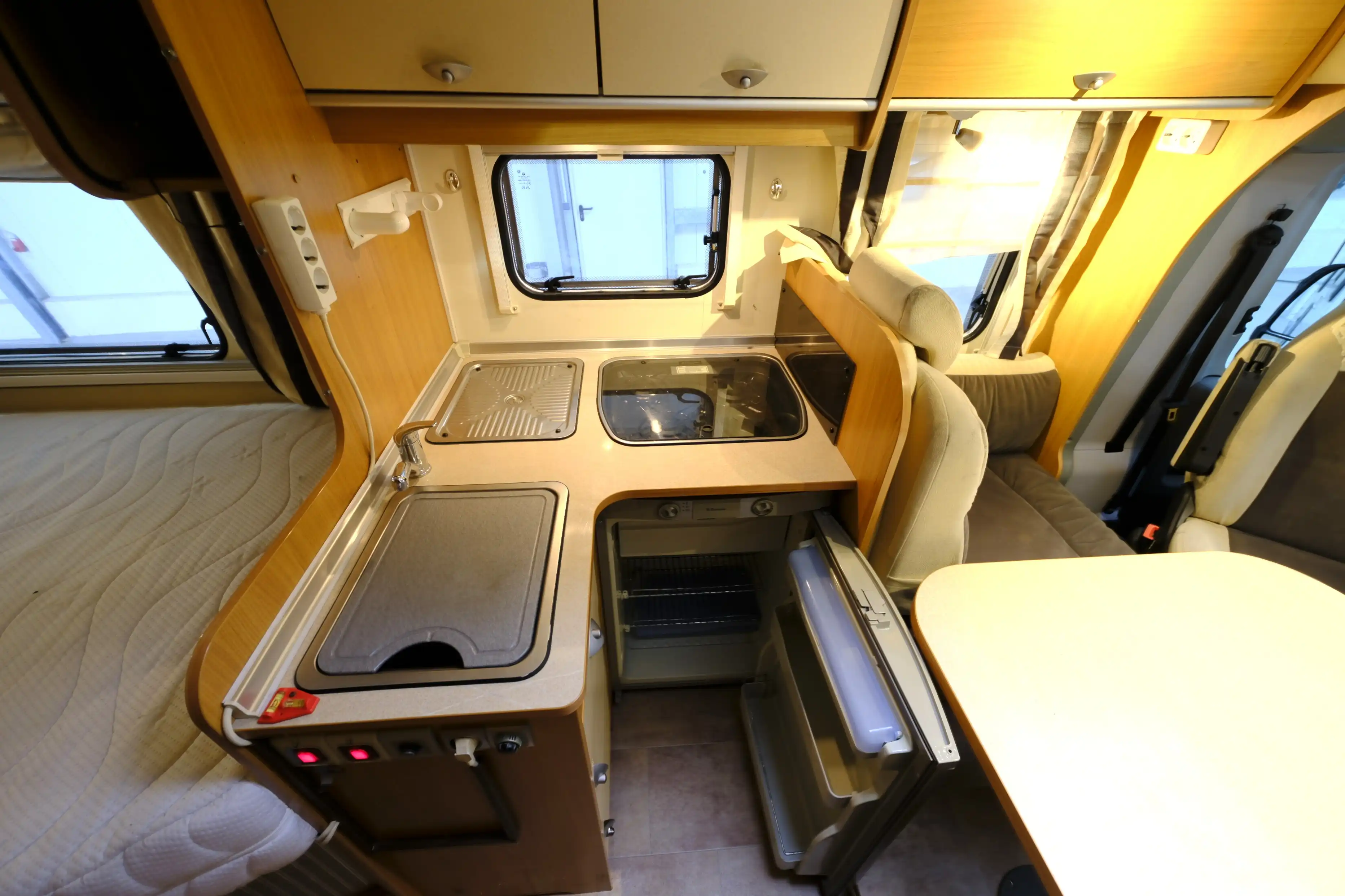 BUERSTNER Nexxo T 580